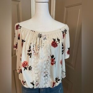 Rue21 Cropped Blouson Rose Print Top